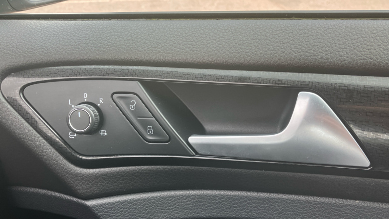 Volkswagen Golf 2.0 TSI 300 R 5dr 4MOTION DSG Petrol Hatchback